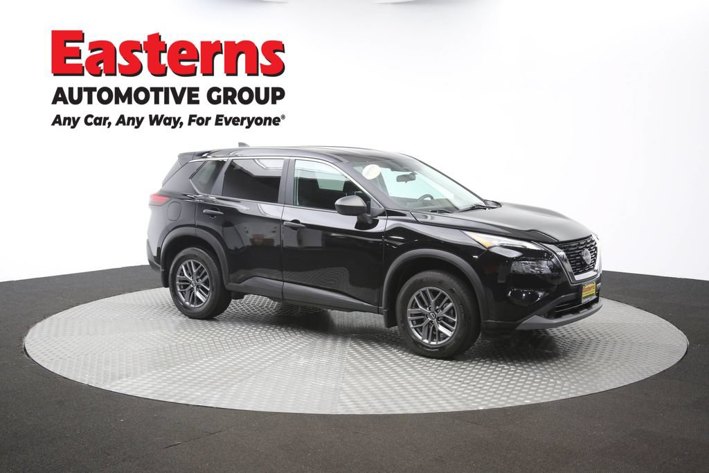 Used 2023 Nissan Rogue S AWD/4WD image 49