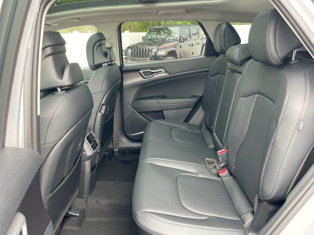 New 2026 Kia Sportage EX w/ EX Panoramic Sunroof Package image 48