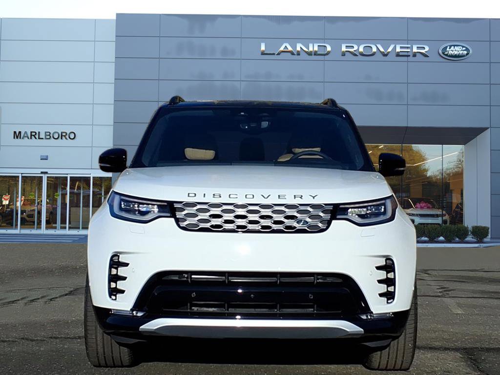New 2026 Land Rover Discovery Limited Edition AWD/4WD image 8