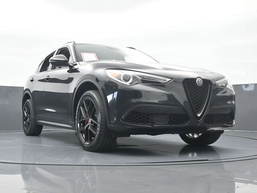 Used 2019 Alfa Romeo Stelvio w/ Nero Edizione image 63
