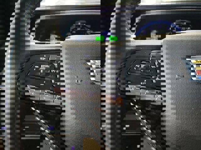 Certified 2024 Cadillac Escalade ESV Premium Luxury w/ Performance Package image 23