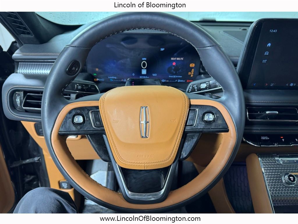 Certified 2025 Lincoln Aviator Black Label w/ Jet Appearance Package image 30