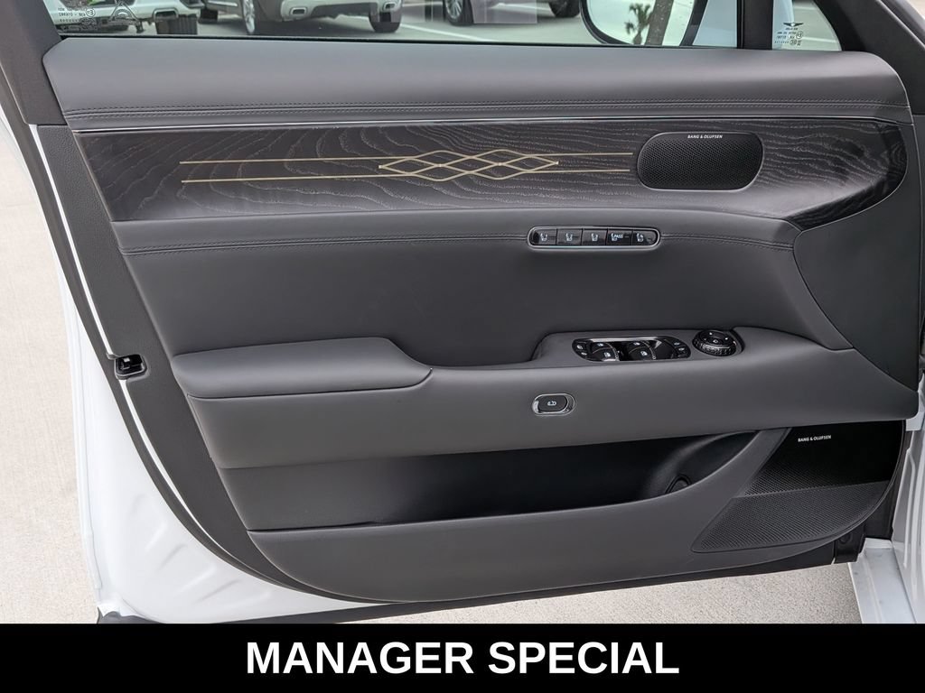 New 2026 Genesis G90 3.5T Prestige AWD/4WD image 9