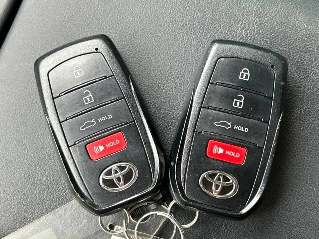 Used 2023 Toyota Crown AWD/4WD image 77