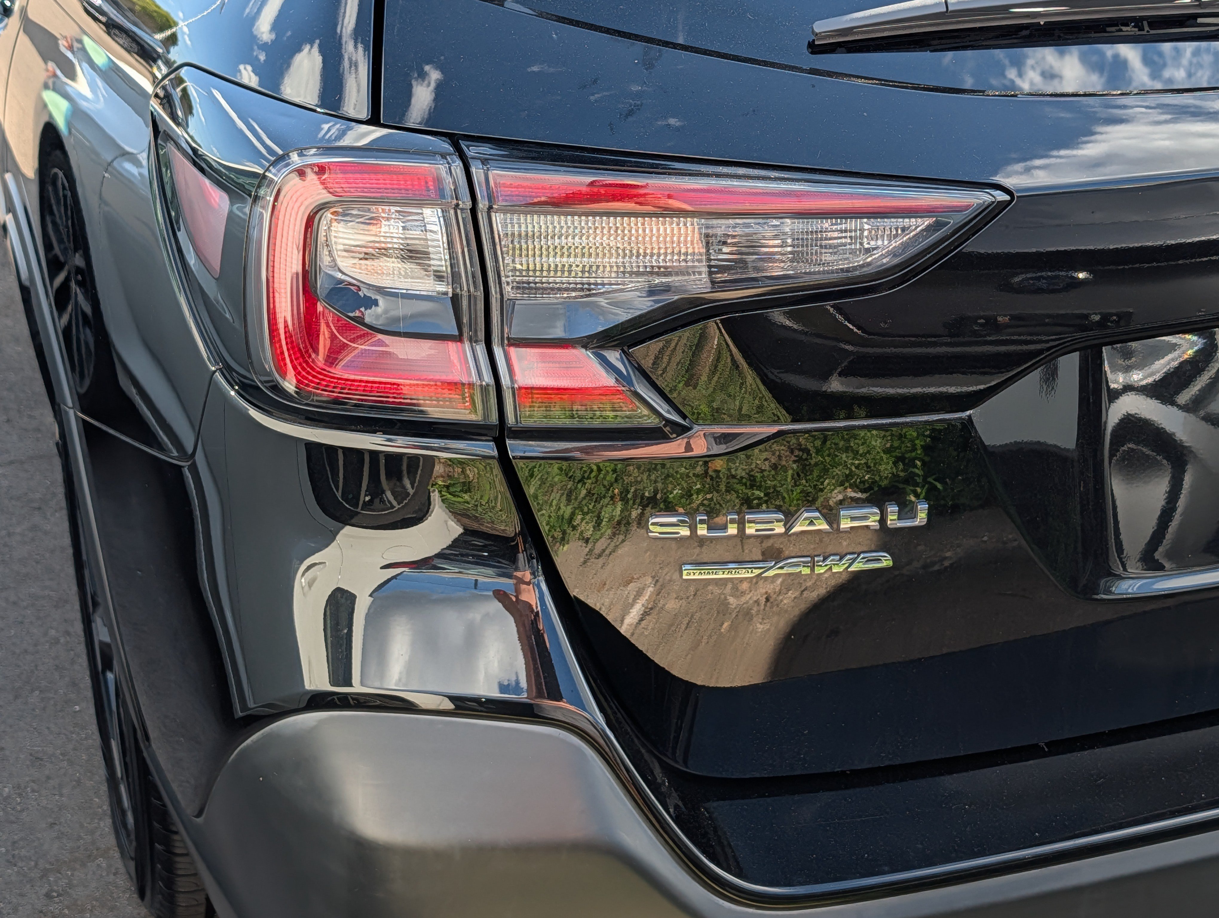 Used 2022 Subaru Outback Limited AWD/4WD image 17