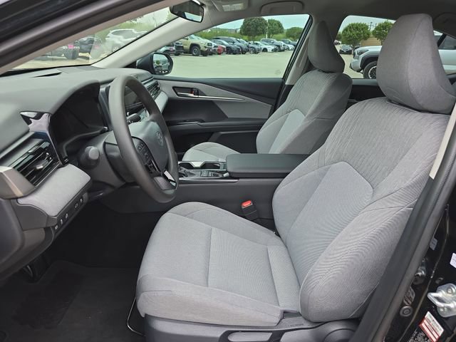 Used 2026 Toyota Camry LE image 14