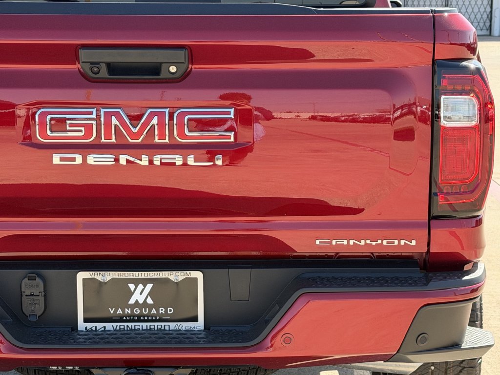 New 2026 GMC Canyon Denali AWD/4WD image 5