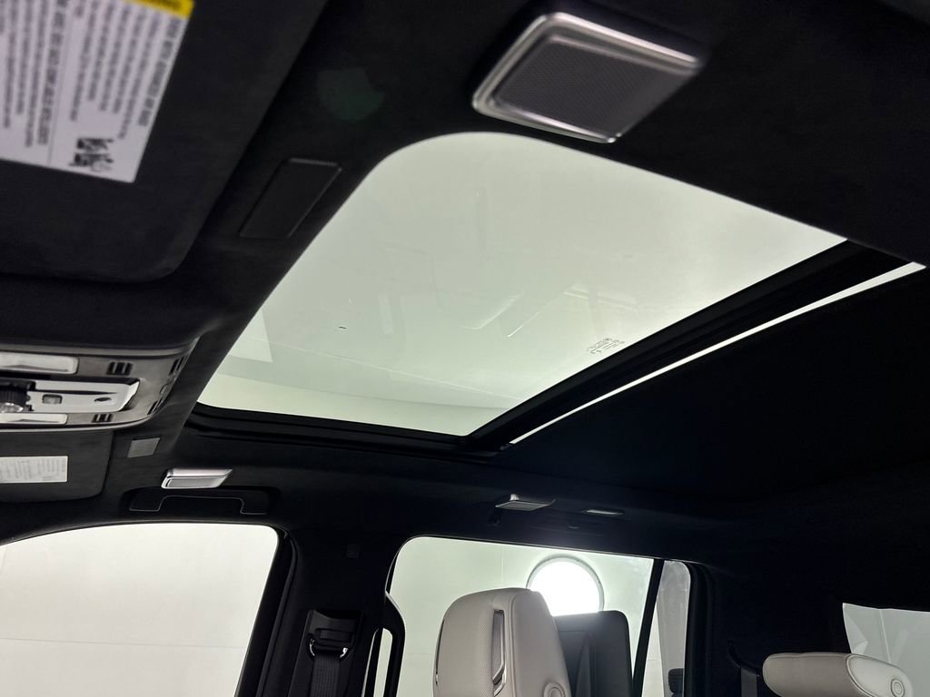 Used 2025 Cadillac Escalade ESV Sport Platinum image 25