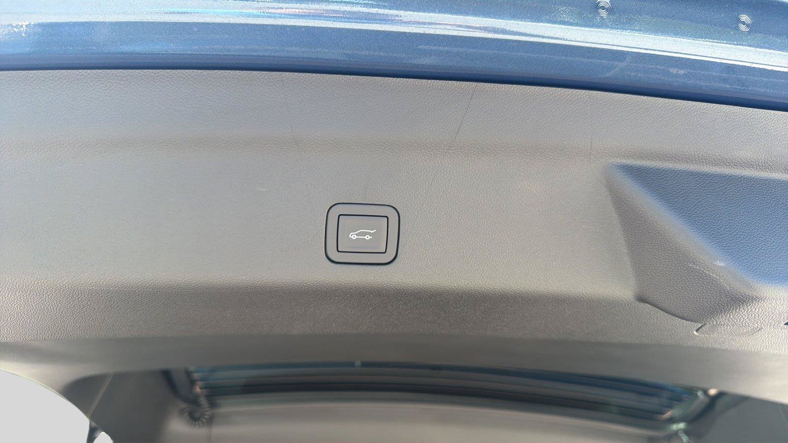 New 2027 GMC Yukon Denali Ultimate w/ LPO, Floor Liner Package AWD/4WD image 22
