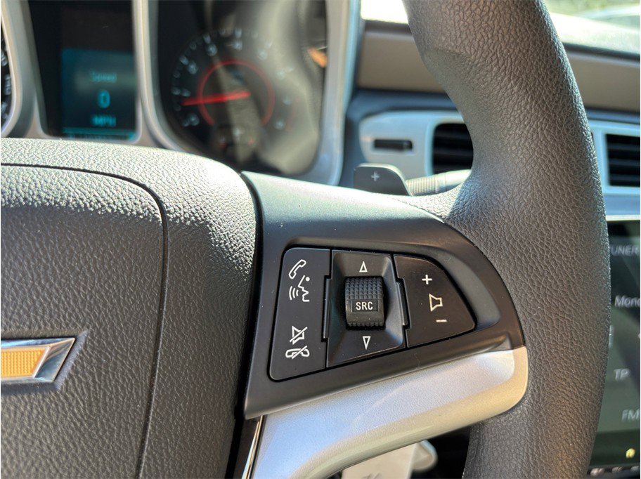 Used 2015 Chevrolet Camaro LS RWD image 22