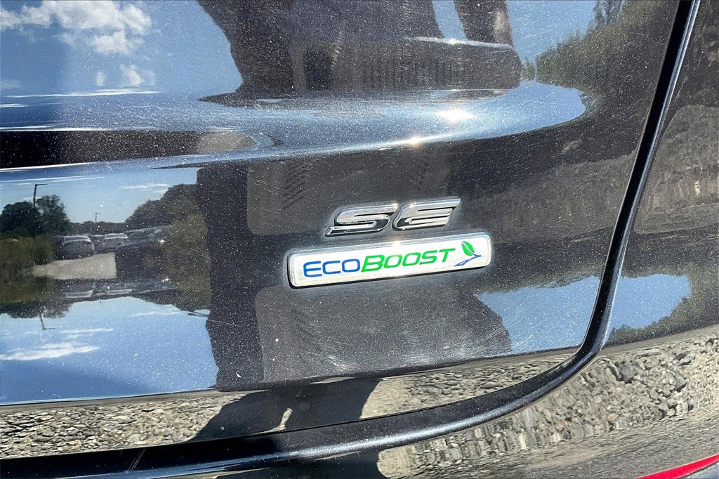 Used 2020 Ford Fusion SE w/ Fleet SE Value Package image 7