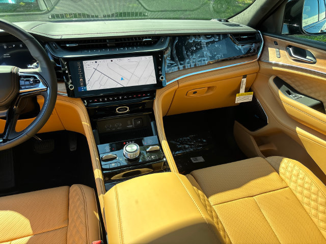New 2027 Jeep Grand Cherokee Summit AWD/4WD image 14
