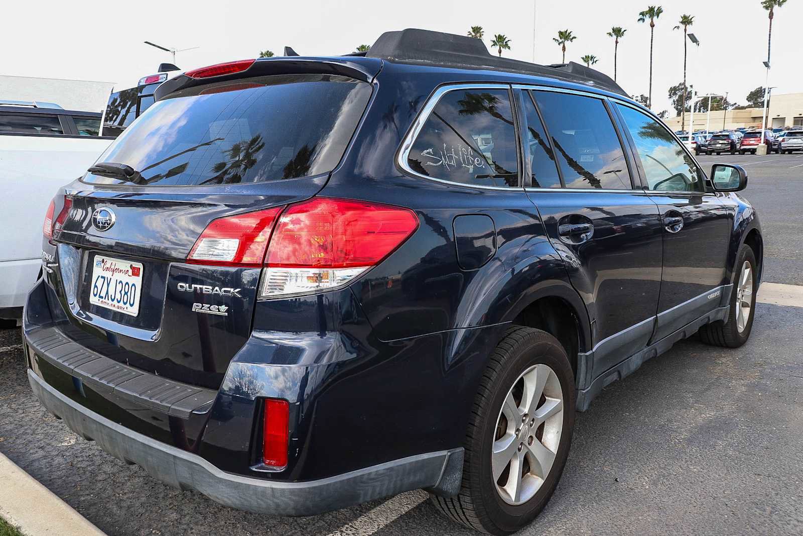 Used 2013 Subaru Outback 2.5i Limited image 6