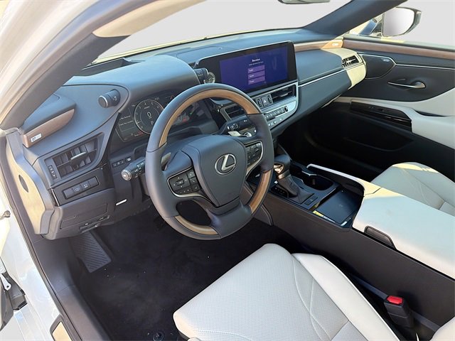 New 2025 Lexus ES 350 Ultra Luxury image 25
