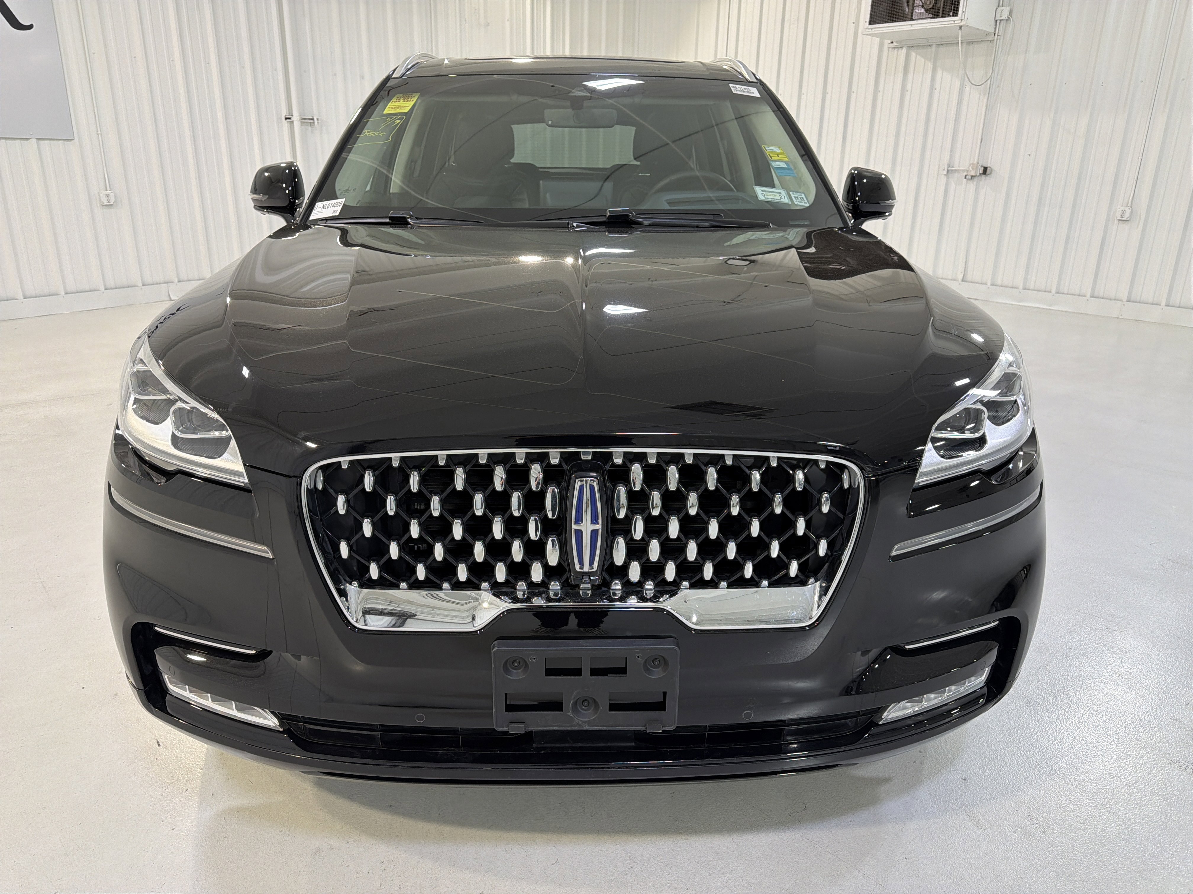 Used 2023 Lincoln Aviator Grand Touring w/ Equipment Group 301A image 9
