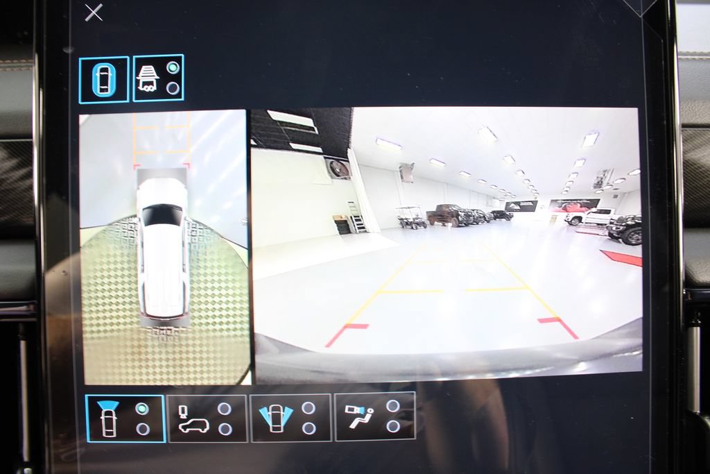 New 2026 GMC Yukon XL AT4 AWD/4WD image 4