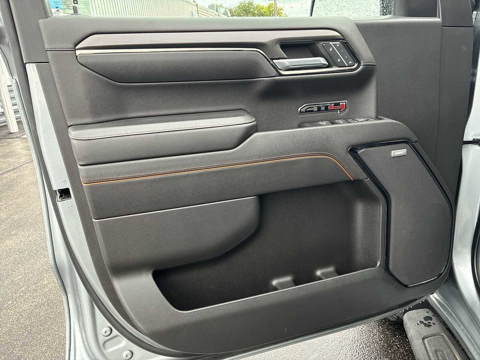 Used 2023 GMC Sierra 1500 AT4 w/ AT4 Premium Package image 23