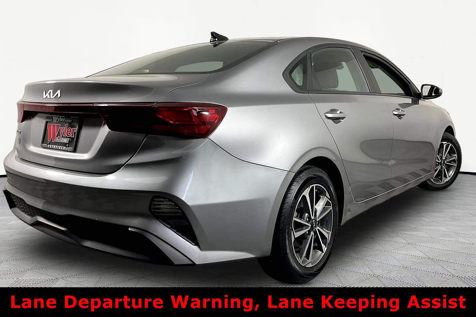 Certified 2023 Kia Forte LXS image 6