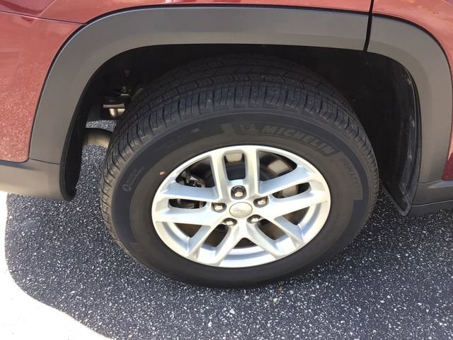 Used 2022 Jeep Grand Cherokee L Laredo w/ Luxury Tech Group I image 14