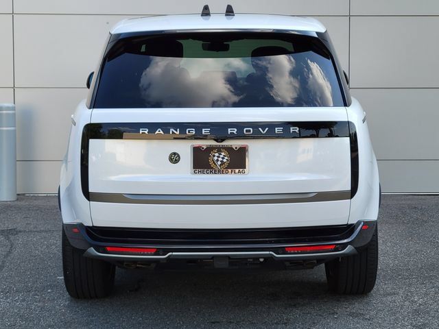 Used 2025 Land Rover Range Rover Long Wheelbase Autobiography AWD/4WD image 17