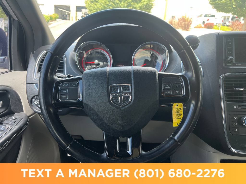 Used 2020 Dodge Grand Caravan SXT FWD image 18