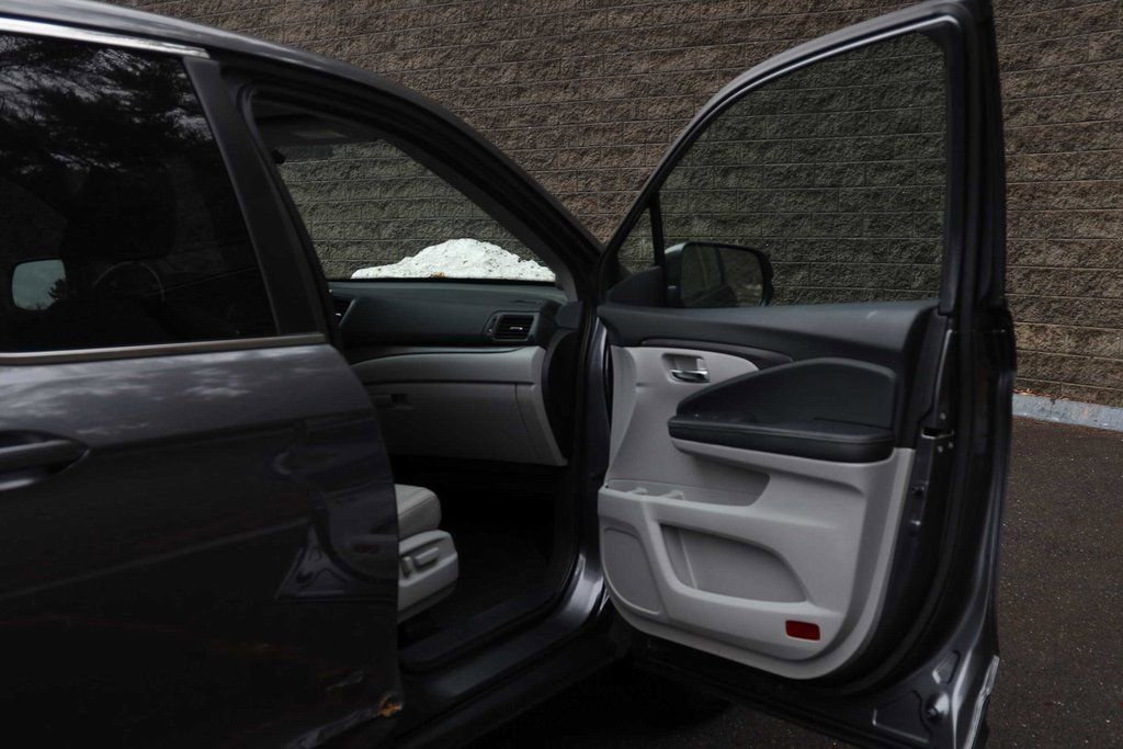 Used 2017 Honda Ridgeline RTL-T image 15