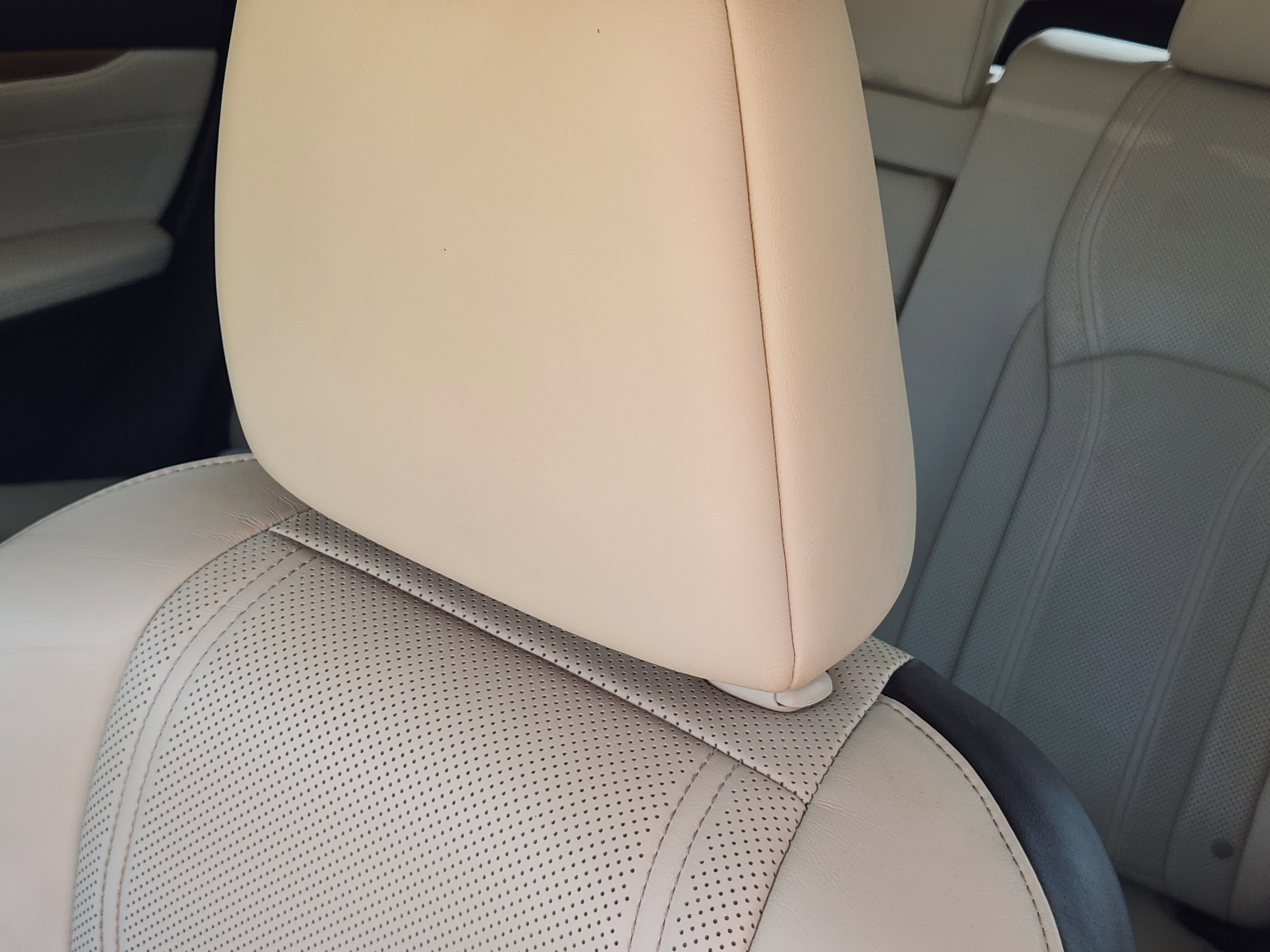 Used 2017 Lexus RX 450h AWD image 19