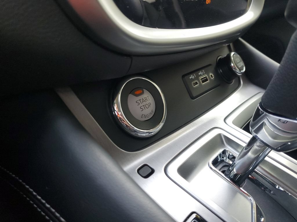 Certified 2024 Nissan Murano SV w/ SV Midnight Edition Package FWD image 33
