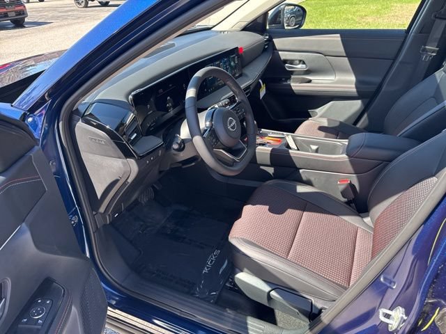 New 2026 Nissan Kicks SR w/ SR Premium Package AWD/4WD image 50
