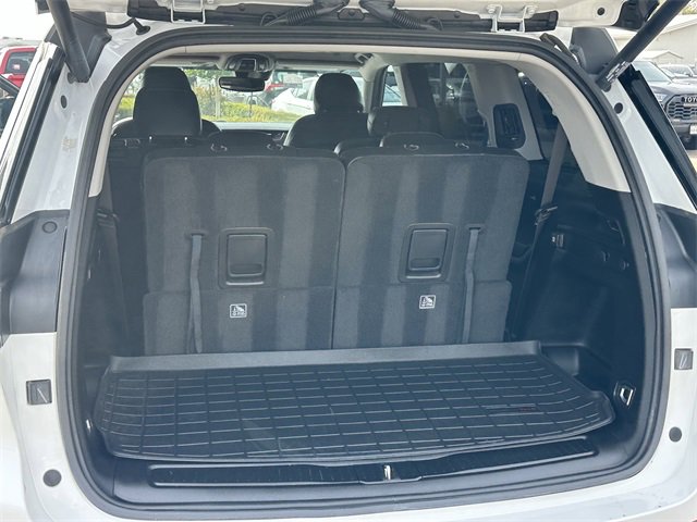 Used 2023 Jeep Grand Cherokee L Limited image 25