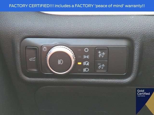 Used 2023 Ford Explorer XLT w/ Equipment Group 202A AWD/4WD image 29