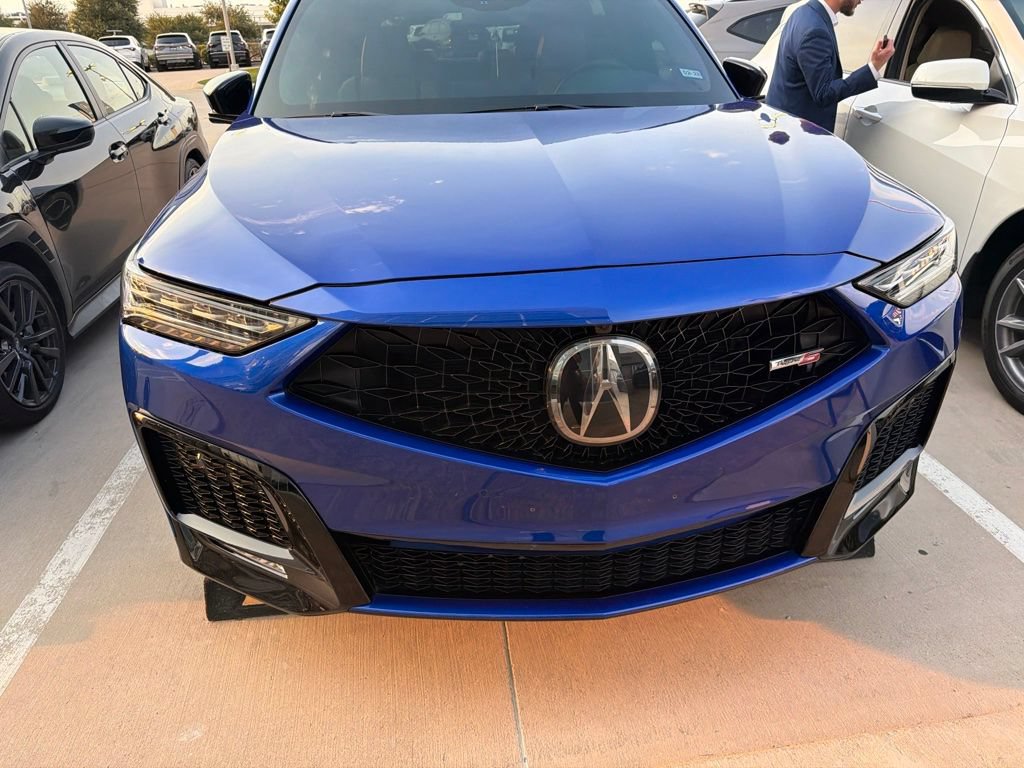 Used 2025 Acura MDX Type S AWD/4WD image 2