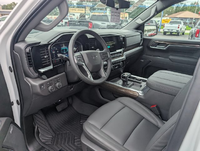 New 2026 Chevrolet Silverado 1500 LT Trail Boss w/ LT Trail Boss Premium Package AWD/4WD image 16