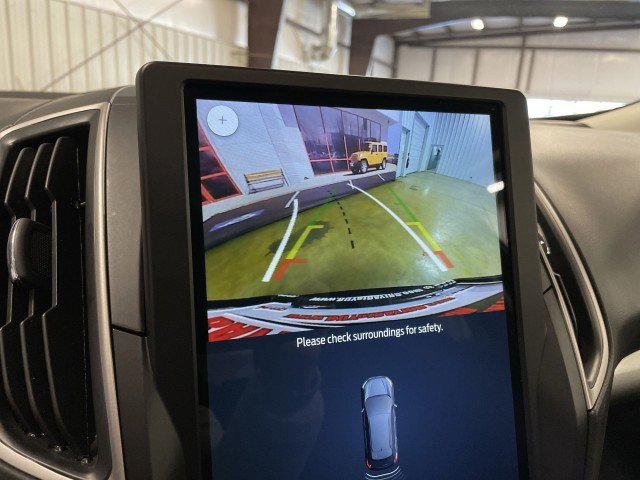 Used 2024 Ford Edge SEL image 20