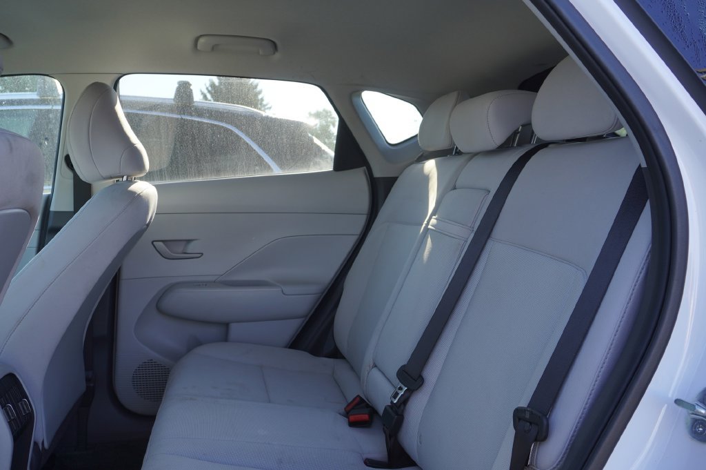 Used 2025 Hyundai Kona SEL AWD/4WD image 4