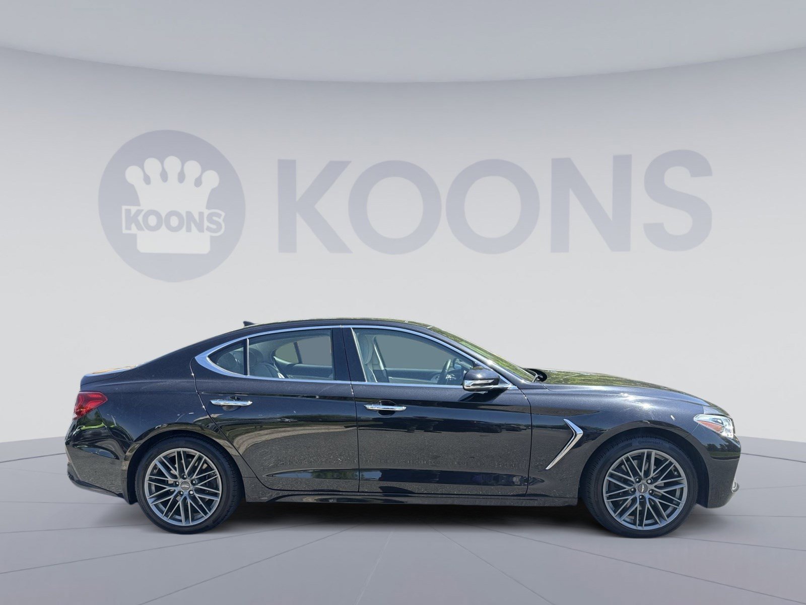 Used 2019 Genesis G70 2.0T Advanced w/ Prestige Package AWD/4WD image 8