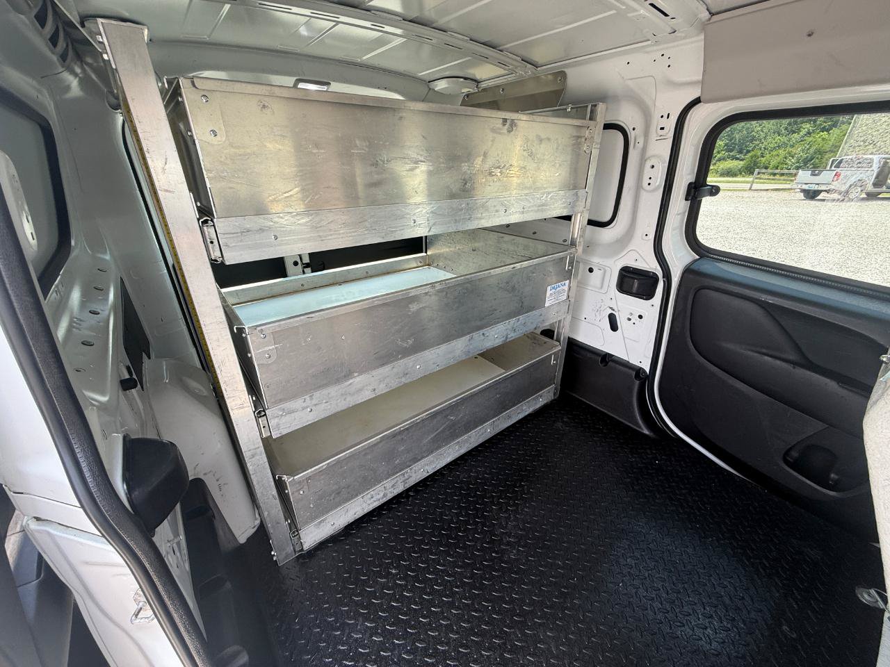 Used 2016 RAM ProMaster City Tradesman SLT w/ Rear Back-up Camera Group FWD image 9