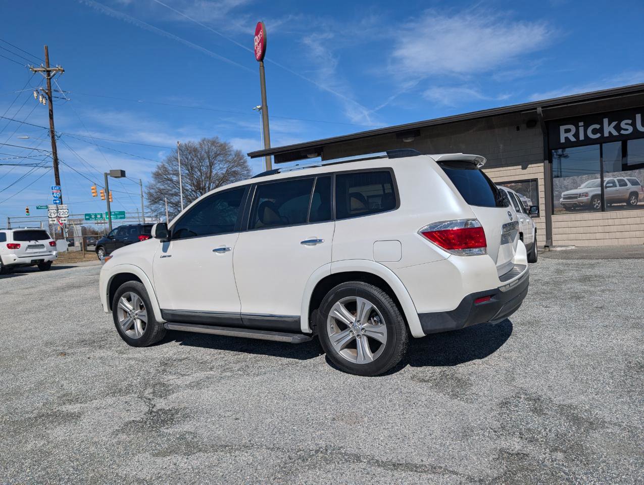 Used 2013 Toyota Highlander Limited image 9