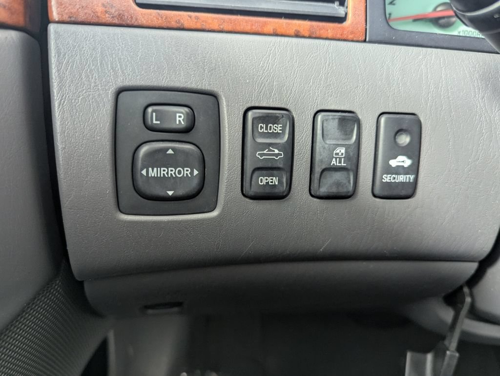 Used 2006 Toyota Solara SLE FWD image 13