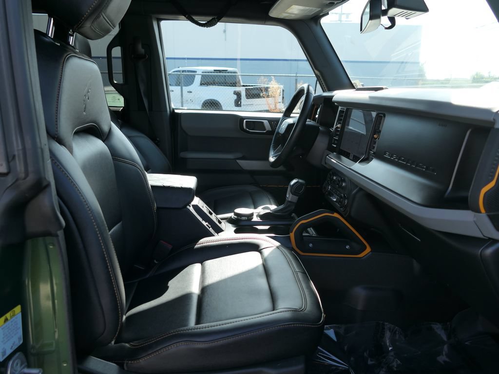 Used 2023 Ford Bronco Badlands w/ Sasquatch Package AWD/4WD image 28