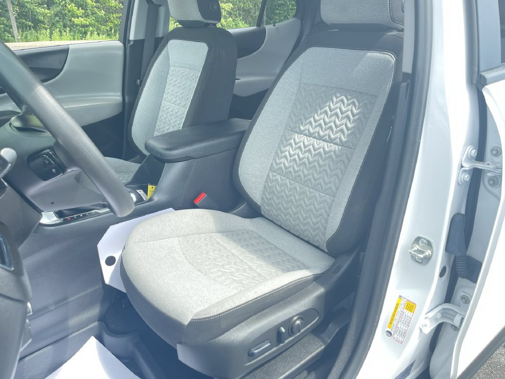 Used 2024 Chevrolet Equinox LS w/ LS Convenience Package FWD image 19