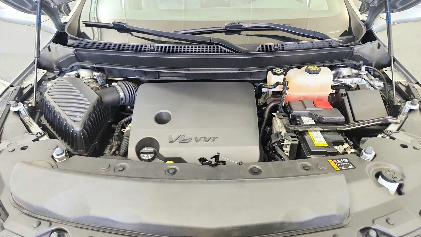 Used 2023 Buick Enclave Essence AWD/4WD image 40