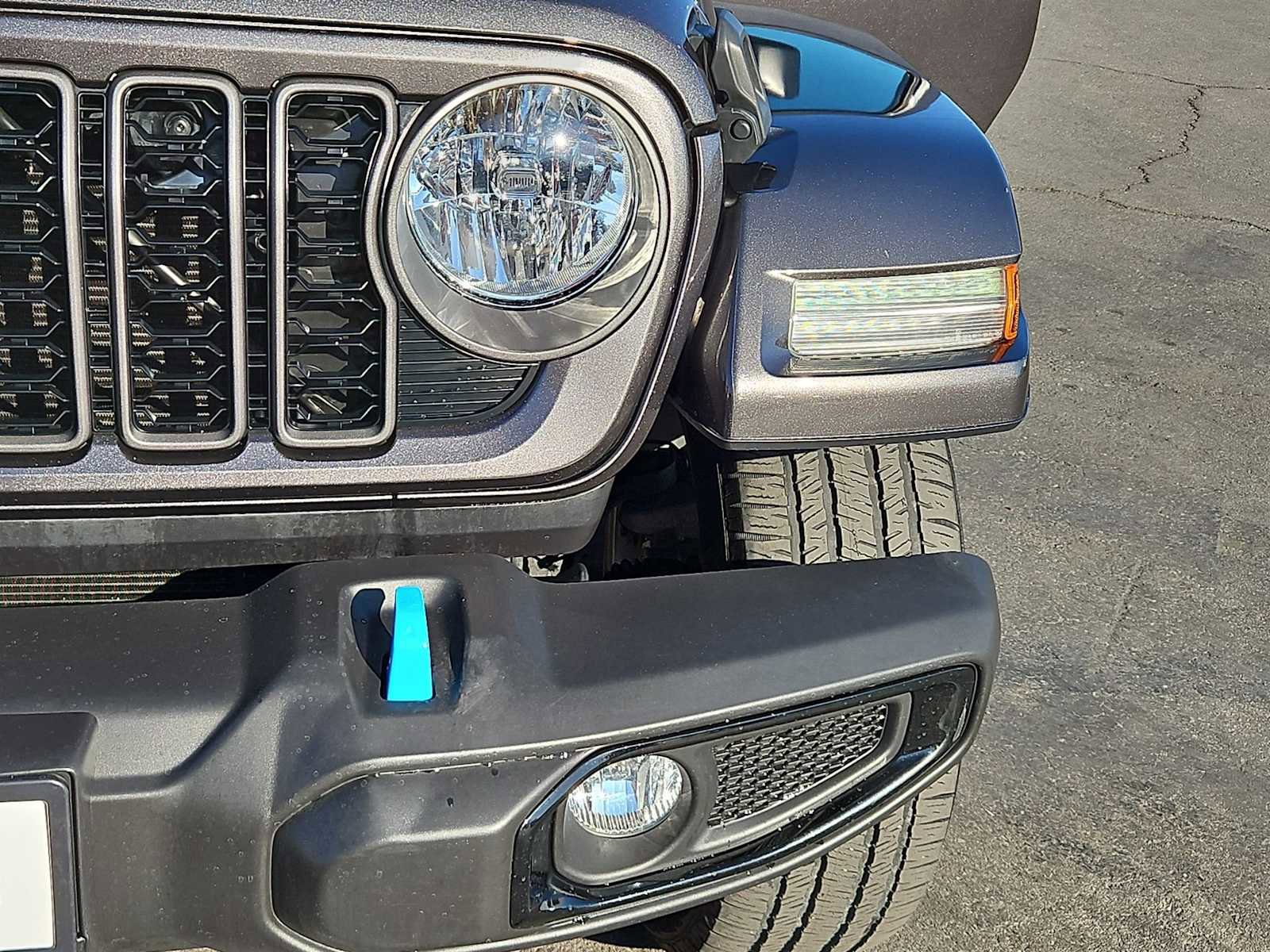 Used 2024 Jeep Wrangler Sport S image 11