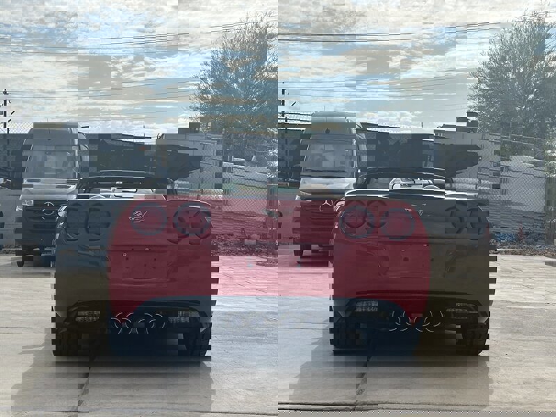 Used 2005 Chevrolet Corvette Convertible w/ Preferred Equipment Group image 6