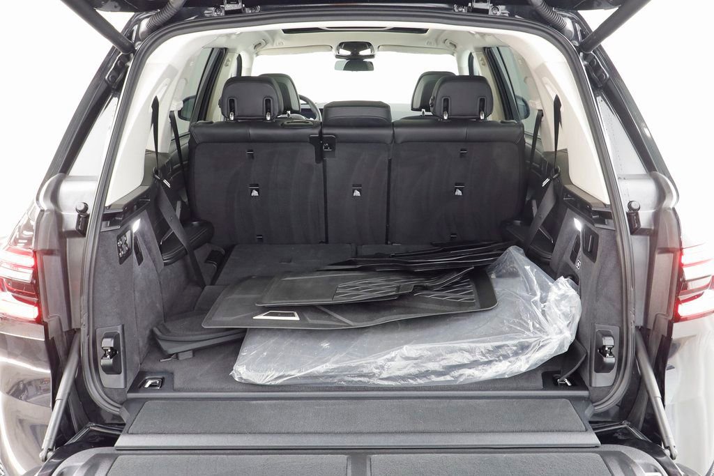 New 2026 BMW X7 xDrive40i image 18