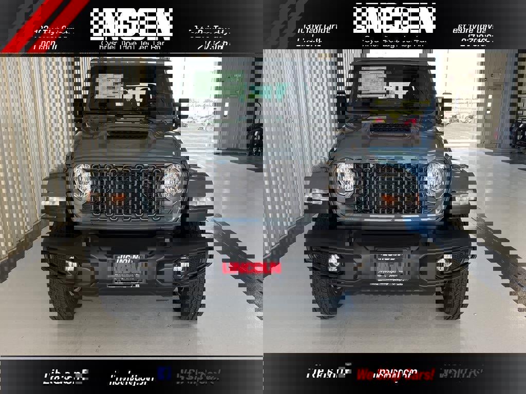 New 2025 Jeep Gladiator Sport image 5