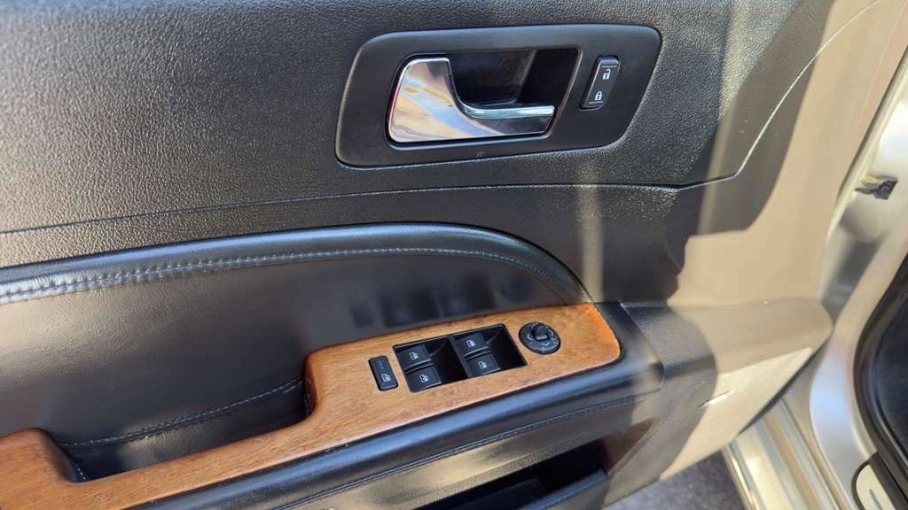 Used 2008 Cadillac STS AWD w/ Preferred Equipment Group image 12