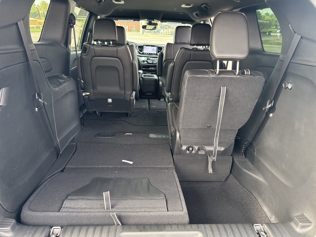 New 2026 Chrysler Pacifica Select image 29