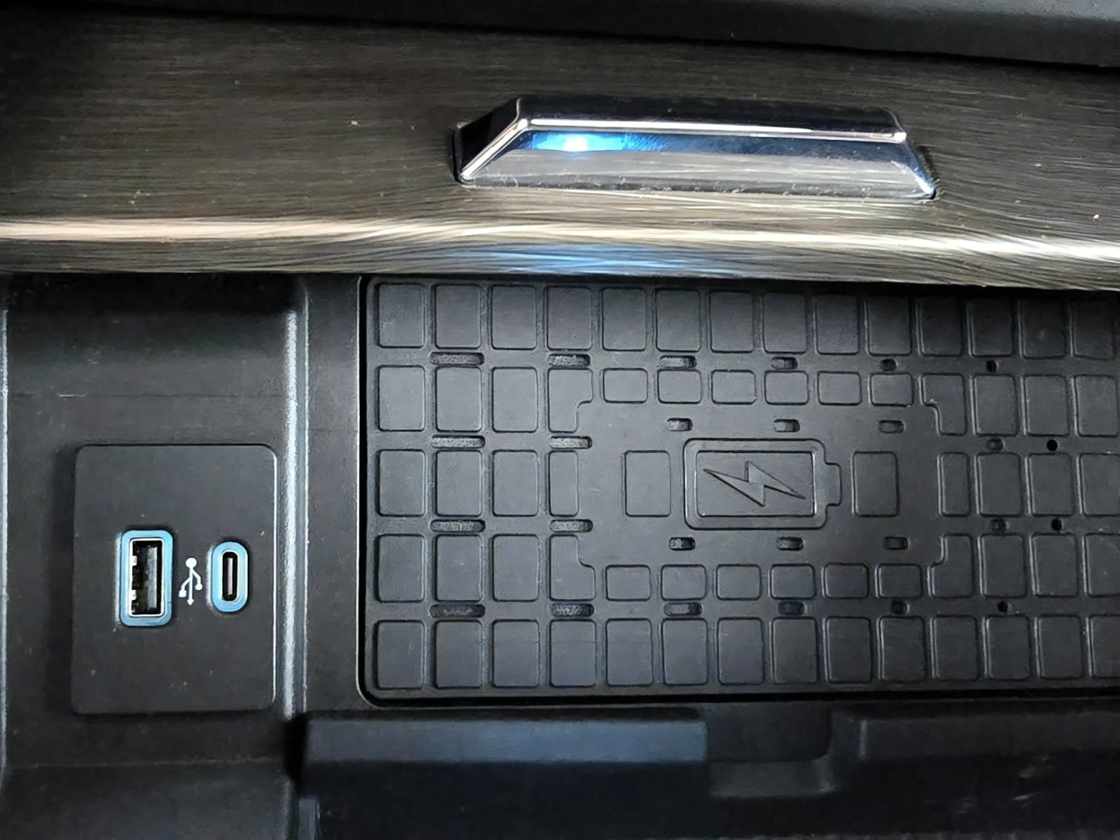 Used 2023 Ford Expedition Limited RWD image 34