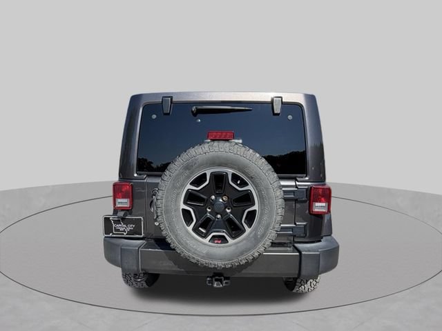 Used 2017 Jeep Wrangler Unlimited Sahara w/ Connectivity Group AWD/4WD image 5